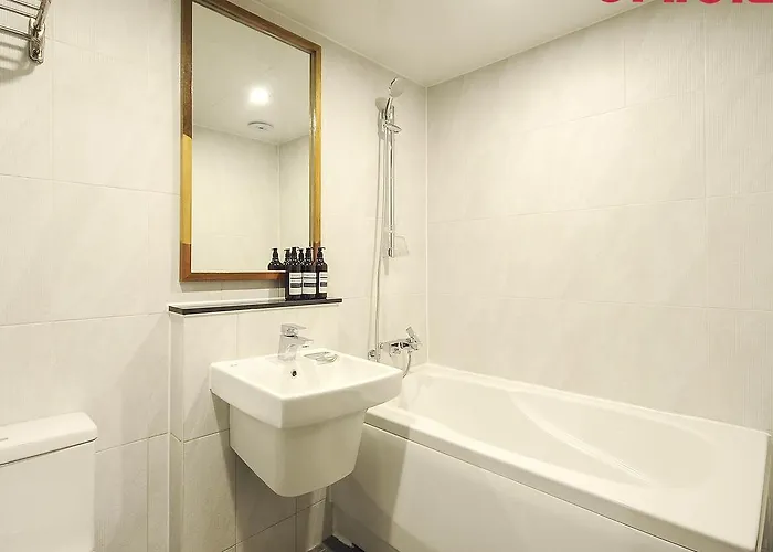 Hotel Louis *